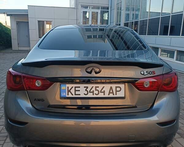 Сірий Інфініті Q50, об'ємом двигуна 3 л та пробігом 52 тис. км за 19500 $, фото 8 на Automoto.ua