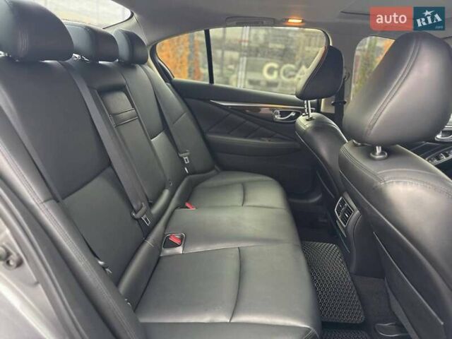 Серый Инфинити Q50, объемом двигателя 3 л и пробегом 170 тыс. км за 16500 $, фото 28 на Automoto.ua