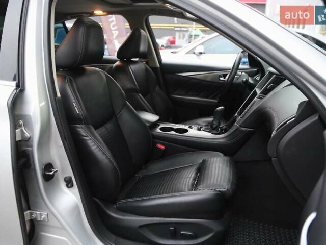 Серый Инфинити Q50, объемом двигателя 3 л и пробегом 60 тыс. км за 16900 $, фото 11 на Automoto.ua