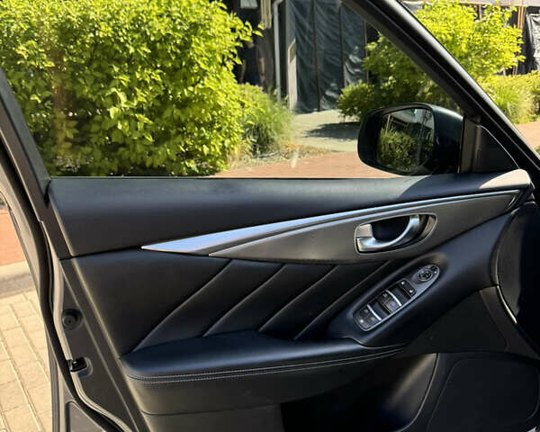 Серый Инфинити Q50, объемом двигателя 1.99 л и пробегом 198 тыс. км за 15600 $, фото 13 на Automoto.ua