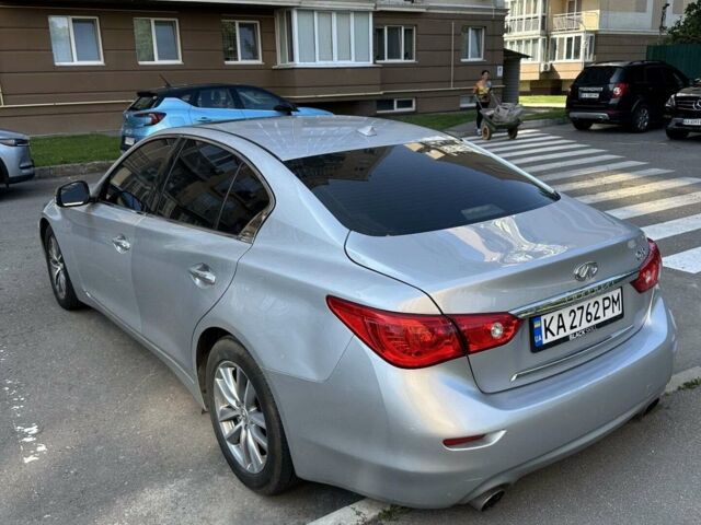 Серый Инфинити Q50, объемом двигателя 3 л и пробегом 130 тыс. км за 9000 $, фото 2 на Automoto.ua