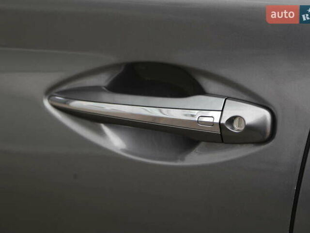 Серый Инфинити Q50, объемом двигателя 2.98 л и пробегом 100 тыс. км за 16500 $, фото 26 на Automoto.ua