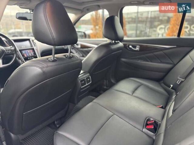 Серый Инфинити Q50, объемом двигателя 3 л и пробегом 170 тыс. км за 16500 $, фото 27 на Automoto.ua