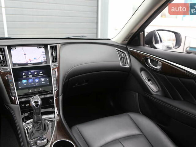 Серый Инфинити Q50, объемом двигателя 2.98 л и пробегом 100 тыс. км за 16500 $, фото 14 на Automoto.ua