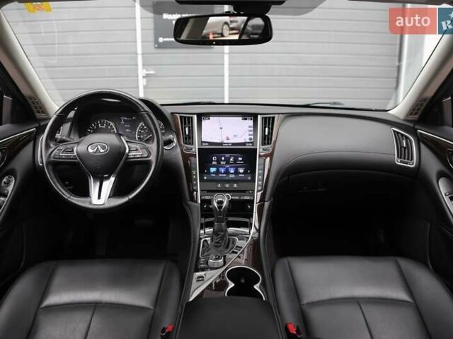 Серый Инфинити Q50, объемом двигателя 2.98 л и пробегом 100 тыс. км за 16500 $, фото 13 на Automoto.ua