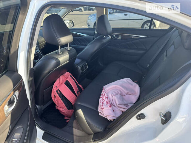 Серый Инфинити Q50, объемом двигателя 3 л и пробегом 111 тыс. км за 17500 $, фото 11 на Automoto.ua