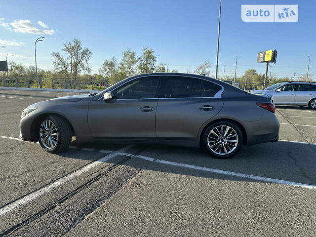 Серый Инфинити Q50, объемом двигателя 3 л и пробегом 111 тыс. км за 17500 $, фото 5 на Automoto.ua