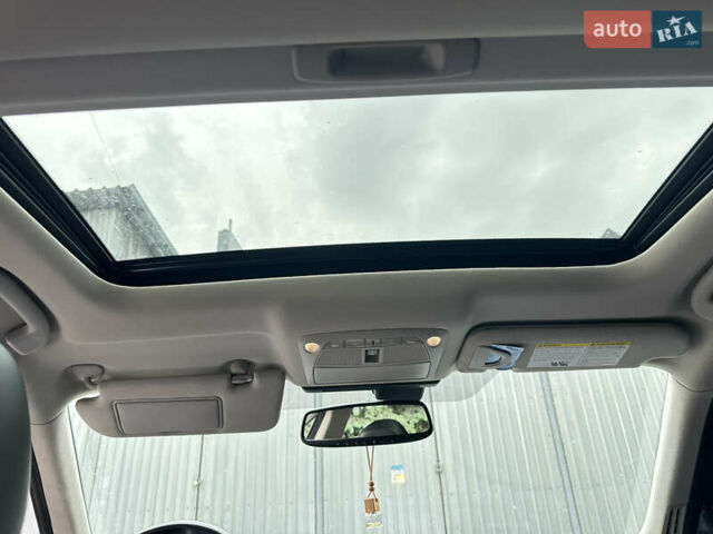 Серый Инфинити Q50, объемом двигателя 3 л и пробегом 100 тыс. км за 14800 $, фото 11 на Automoto.ua