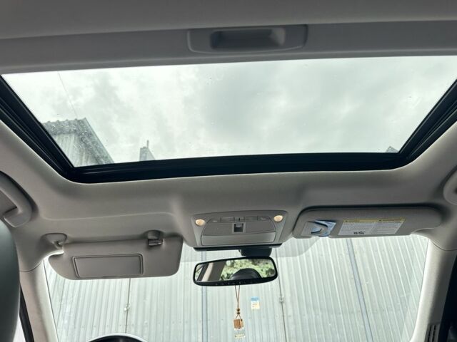 Сірий Інфініті Q50, об'ємом двигуна 3 л та пробігом 98 тис. км за 14400 $, фото 10 на Automoto.ua