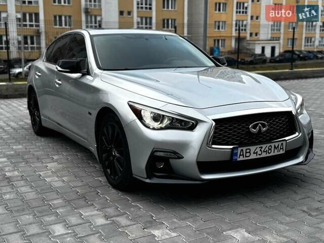 Сірий Інфініті Q50, об'ємом двигуна 3 л та пробігом 72 тис. км за 17400 $, фото 3 на Automoto.ua
