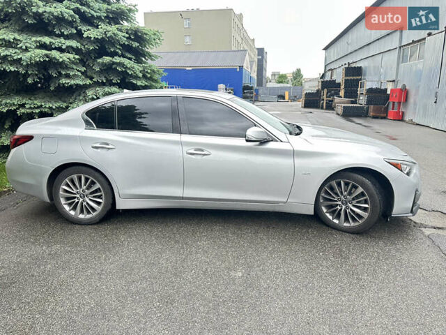 Серый Инфинити Q50, объемом двигателя 3 л и пробегом 100 тыс. км за 14800 $, фото 4 на Automoto.ua