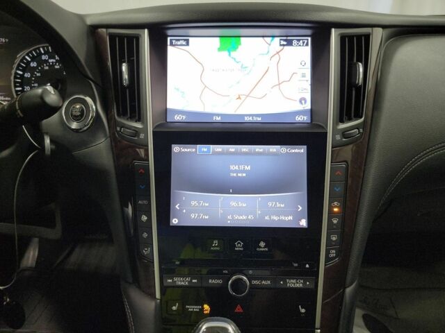 Серый Инфинити Q50, объемом двигателя 3 л и пробегом 80 тыс. км за 16000 $, фото 6 на Automoto.ua