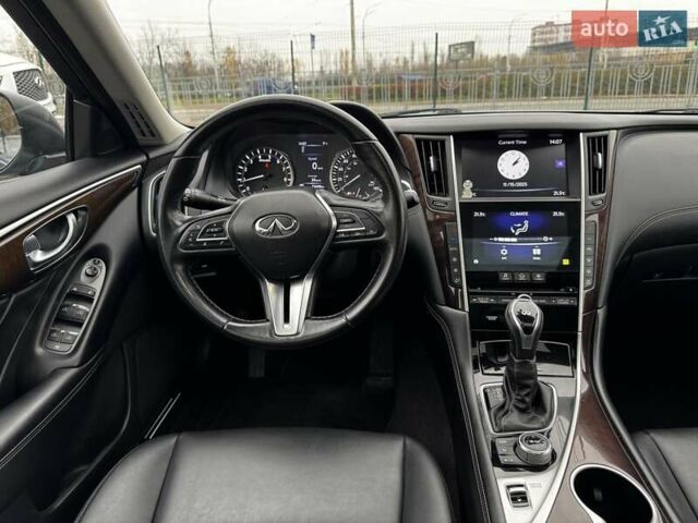 Серый Инфинити Q50, объемом двигателя 3 л и пробегом 73 тыс. км за 18000 $, фото 19 на Automoto.ua