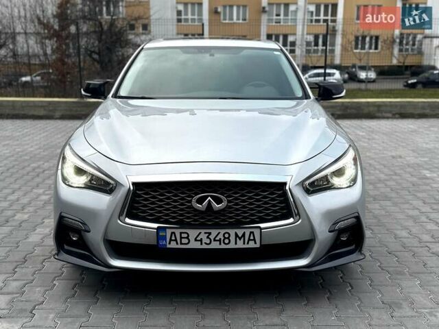 Сірий Інфініті Q50, об'ємом двигуна 3 л та пробігом 72 тис. км за 17400 $, фото 1 на Automoto.ua