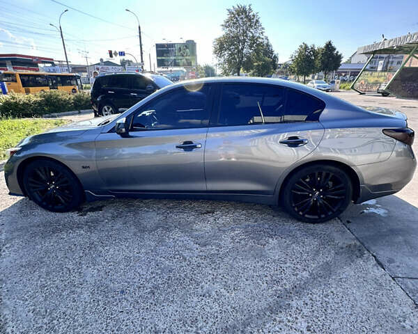 Серый Инфинити Q50, объемом двигателя 3 л и пробегом 105 тыс. км за 18900 $, фото 4 на Automoto.ua