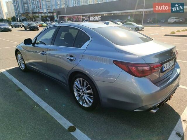 Сірий Інфініті Q50, об'ємом двигуна 3 л та пробігом 135 тис. км за 23000 $, фото 4 на Automoto.ua