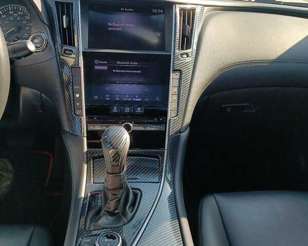 Сірий Інфініті Q50, об'ємом двигуна 3 л та пробігом 135 тис. км за 23000 $, фото 9 на Automoto.ua
