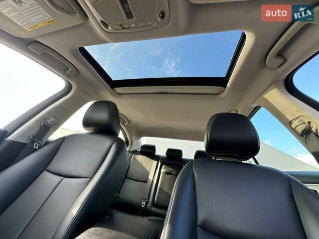 Серый Инфинити Q50, объемом двигателя 3 л и пробегом 74 тыс. км за 15900 $, фото 21 на Automoto.ua