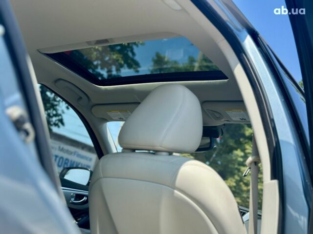 Серый Инфинити Q50, объемом двигателя 0 л и пробегом 93 тыс. км за 14900 $, фото 18 на Automoto.ua