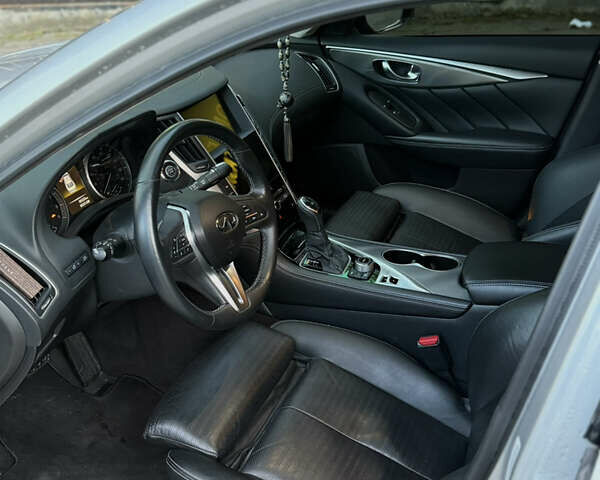 Сірий Інфініті Q50, об'ємом двигуна 3 л та пробігом 59 тис. км за 23000 $, фото 8 на Automoto.ua