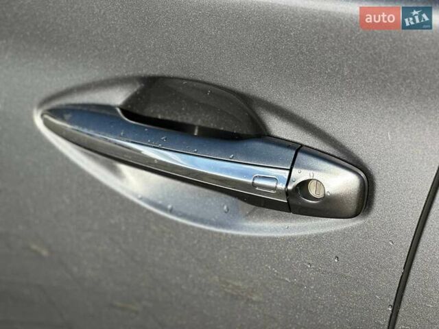 Серый Инфинити Q50, объемом двигателя 3 л и пробегом 74 тыс. км за 15900 $, фото 9 на Automoto.ua