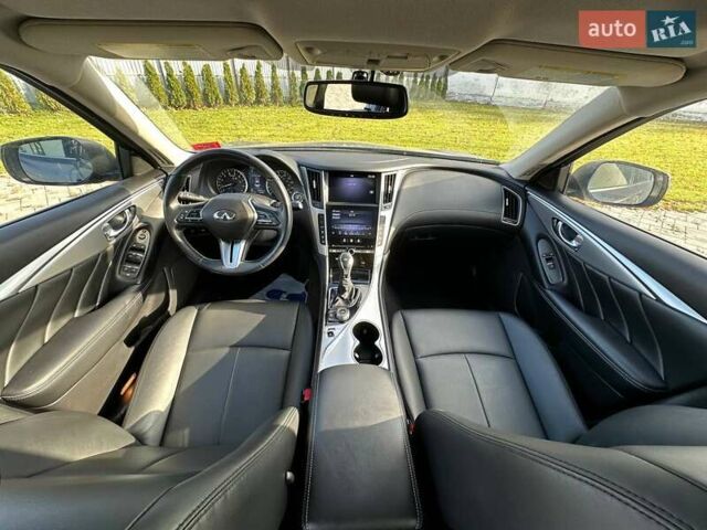 Серый Инфинити Q50, объемом двигателя 3 л и пробегом 74 тыс. км за 15900 $, фото 20 на Automoto.ua