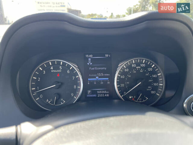 Серый Инфинити Q50, объемом двигателя 3 л и пробегом 170 тыс. км за 24000 $, фото 20 на Automoto.ua