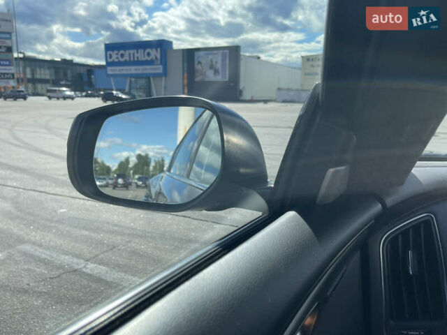 Серый Инфинити Q50, объемом двигателя 3 л и пробегом 170 тыс. км за 24000 $, фото 15 на Automoto.ua