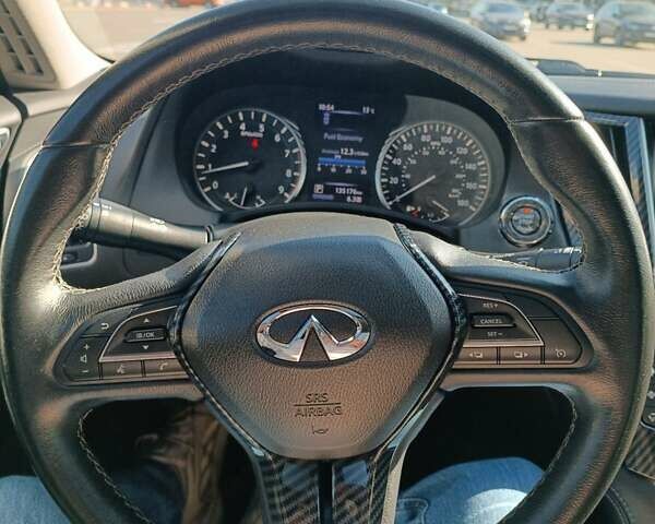 Сірий Інфініті Q50, об'ємом двигуна 3 л та пробігом 135 тис. км за 23000 $, фото 2 на Automoto.ua