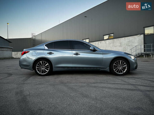Серый Инфинити Q50, объемом двигателя 3 л и пробегом 41 тыс. км за 17100 $, фото 5 на Automoto.ua