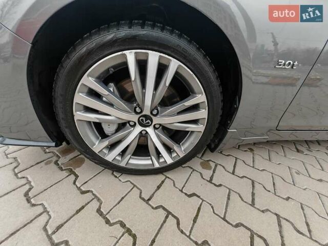 Серый Инфинити Q50, объемом двигателя 3 л и пробегом 55 тыс. км за 25000 $, фото 8 на Automoto.ua