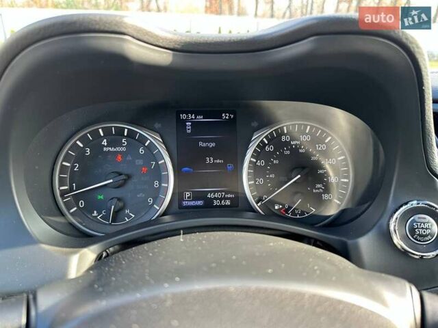 Серый Инфинити Q50, объемом двигателя 3 л и пробегом 74 тыс. км за 15900 $, фото 15 на Automoto.ua