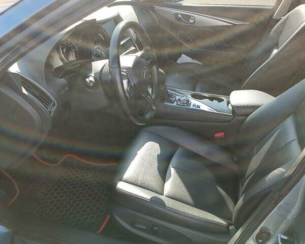 Сірий Інфініті Q50, об'ємом двигуна 3 л та пробігом 135 тис. км за 23000 $, фото 16 на Automoto.ua
