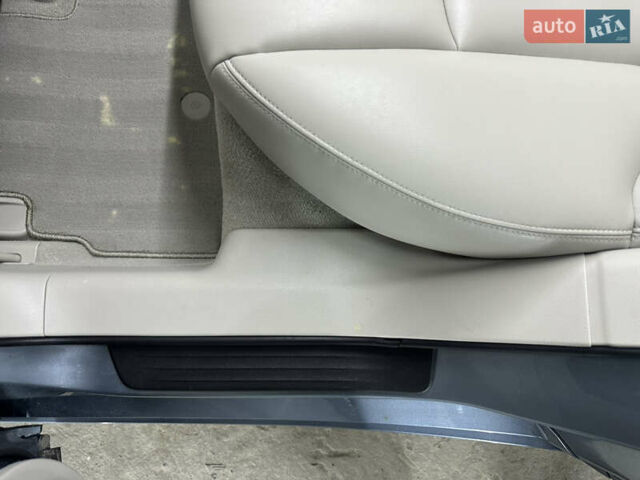 Серый Инфинити Q50, объемом двигателя 3 л и пробегом 49 тыс. км за 17500 $, фото 22 на Automoto.ua