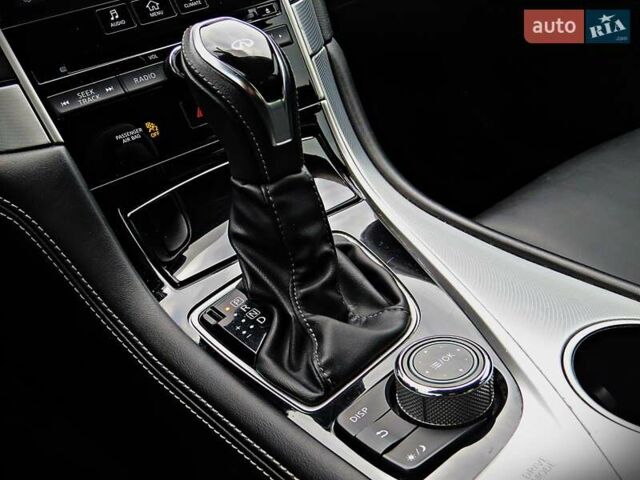 Сірий Інфініті Q50, об'ємом двигуна 3 л та пробігом 119 тис. км за 15800 $, фото 16 на Automoto.ua