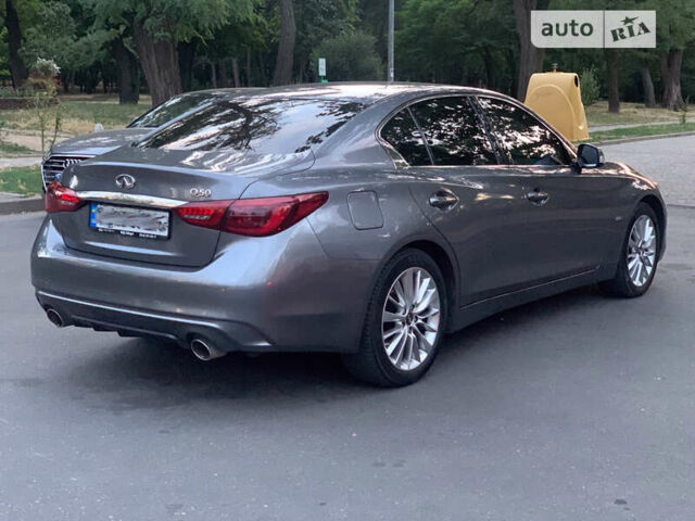 Сірий Інфініті Q50, об'ємом двигуна 2 л та пробігом 33 тис. км за 26500 $, фото 6 на Automoto.ua