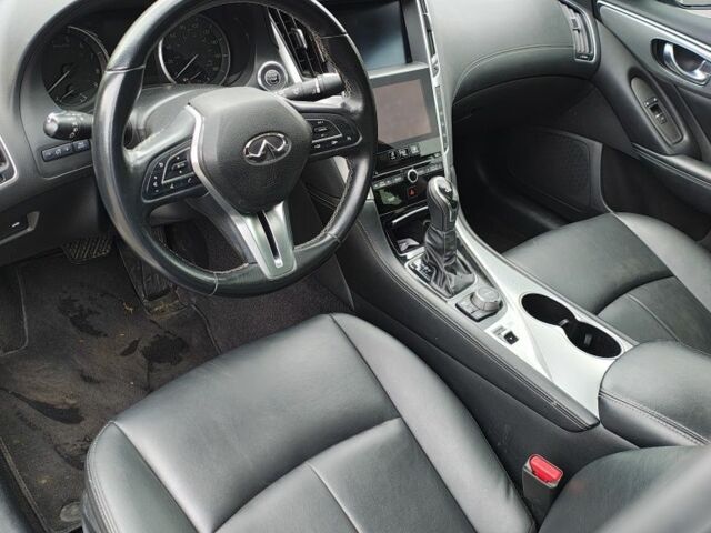 Сірий Інфініті Q50, об'ємом двигуна 3 л та пробігом 118 тис. км за 17500 $, фото 6 на Automoto.ua