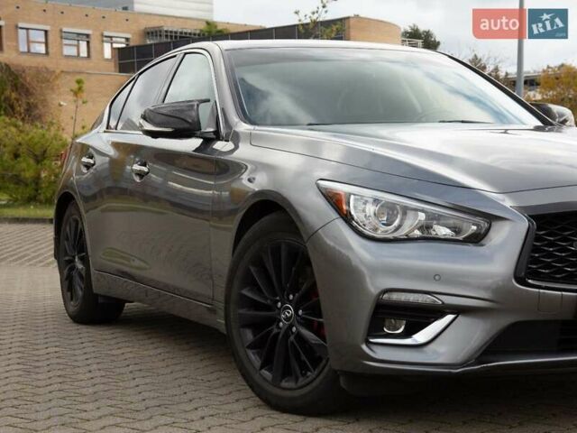 Серый Инфинити Q50, объемом двигателя 2.8 л и пробегом 47 тыс. км за 27000 $, фото 2 на Automoto.ua