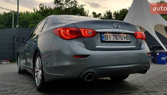 Синій Інфініті Q50, об'ємом двигуна 3.7 л та пробігом 155 тис. км за 15499 $, фото 14 на Automoto.ua