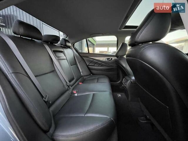Синій Інфініті Q50, об'ємом двигуна 3.7 л та пробігом 155 тис. км за 15499 $, фото 35 на Automoto.ua