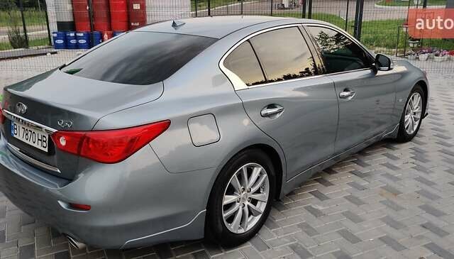 Синій Інфініті Q50, об'ємом двигуна 3.7 л та пробігом 155 тис. км за 15499 $, фото 17 на Automoto.ua