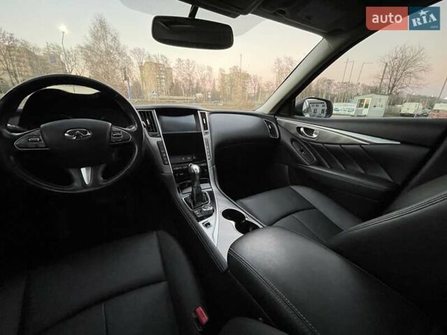 Синій Інфініті Q50, об'ємом двигуна 3.7 л та пробігом 155 тис. км за 15499 $, фото 21 на Automoto.ua
