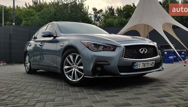 Синій Інфініті Q50, об'ємом двигуна 3.7 л та пробігом 155 тис. км за 15499 $, фото 4 на Automoto.ua