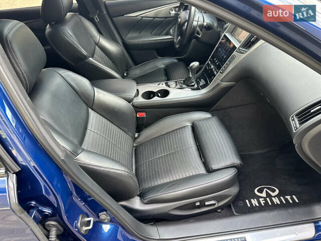 Синій Інфініті Q50, об'ємом двигуна 3 л та пробігом 108 тис. км за 15999 $, фото 25 на Automoto.ua