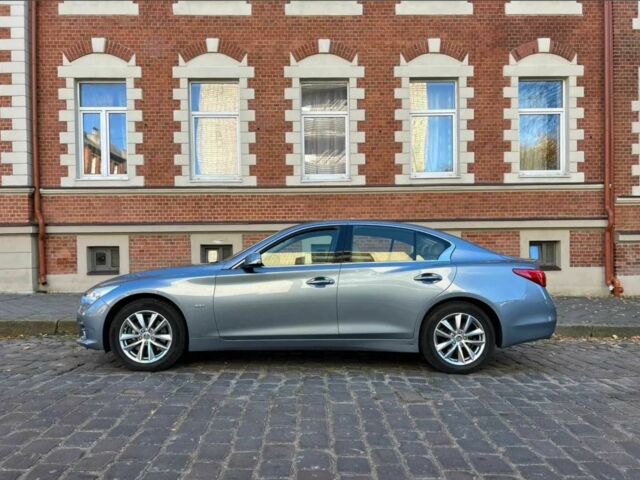 Синій Інфініті Q50, об'ємом двигуна 0 л та пробігом 81 тис. км за 12000 $, фото 10 на Automoto.ua