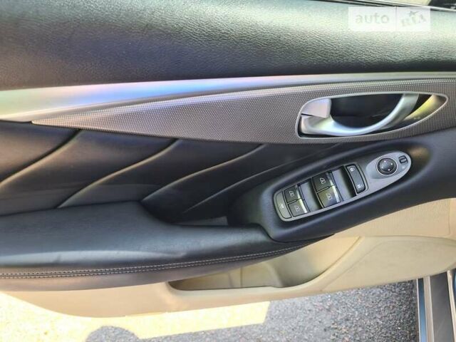 Синий Инфинити Q50, объемом двигателя 3 л и пробегом 76 тыс. км за 16500 $, фото 13 на Automoto.ua