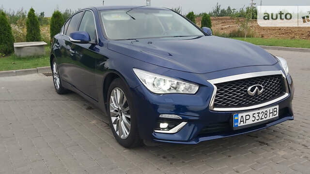 Синий Инфинити Q50, объемом двигателя 1.99 л и пробегом 39 тыс. км за 21500 $, фото 1 на Automoto.ua