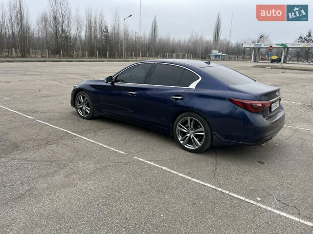 Синій Інфініті Q50, об'ємом двигуна 3 л та пробігом 56 тис. км за 22500 $, фото 9 на Automoto.ua