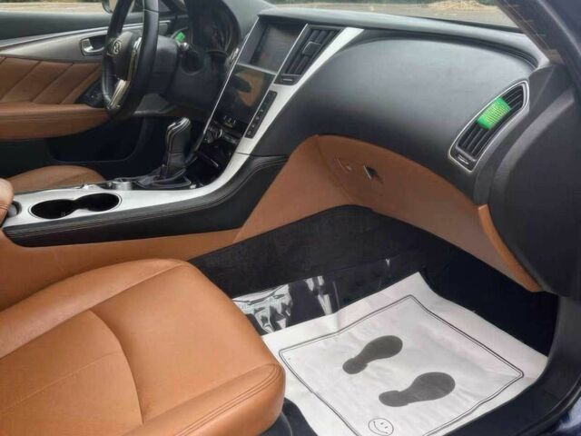 Синий Инфинити Q50, объемом двигателя 3 л и пробегом 26 тыс. км за 18900 $, фото 9 на Automoto.ua