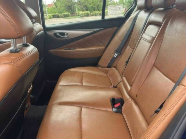 Синий Инфинити Q50, объемом двигателя 3 л и пробегом 26 тыс. км за 18900 $, фото 18 на Automoto.ua